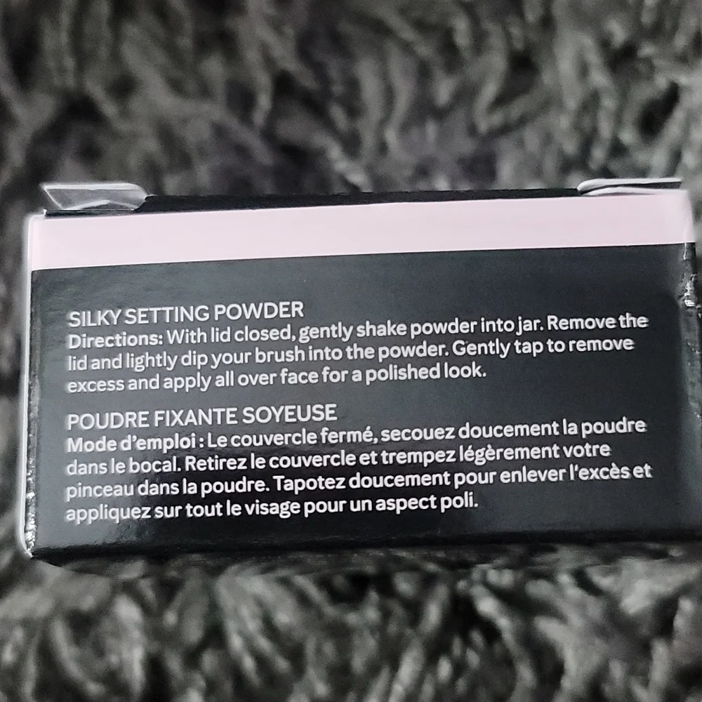 🤎NIB Mary Kay Silky Setting Powder: Medium Bronze🤎